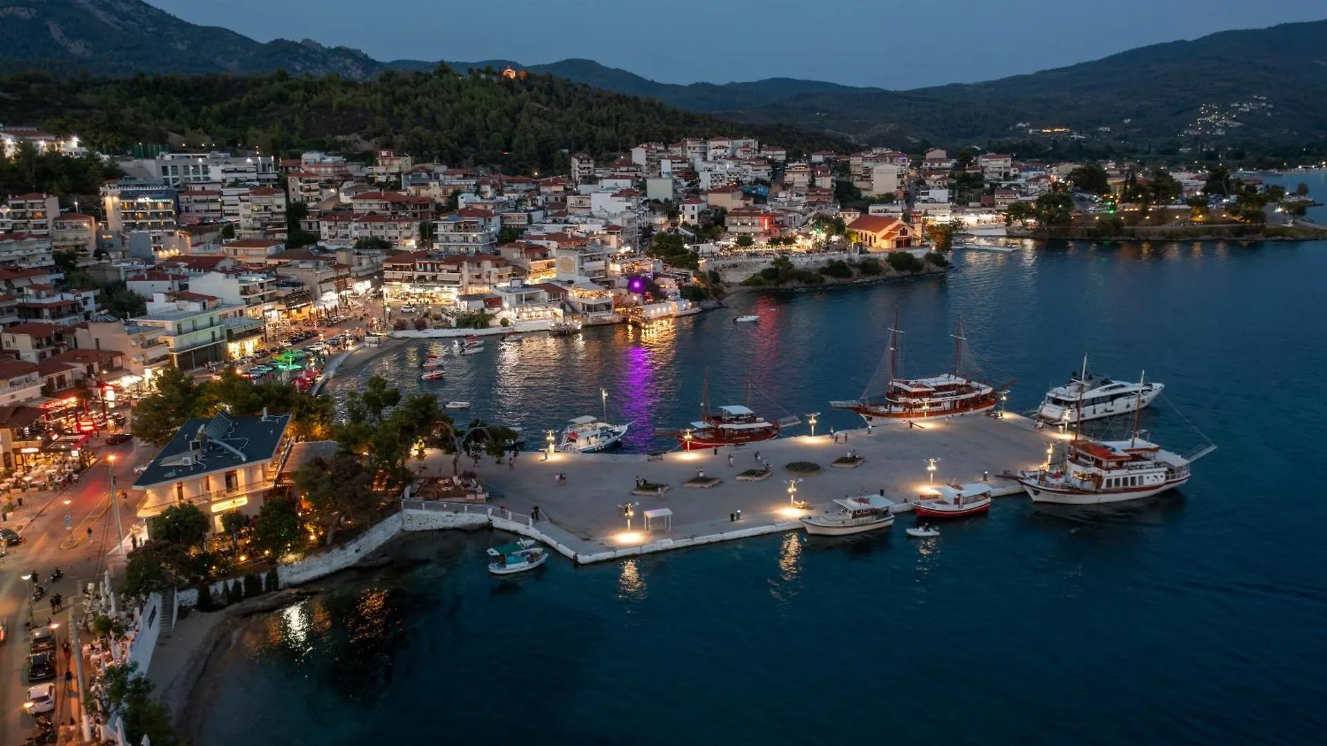 G Mare Boutique Hotel location